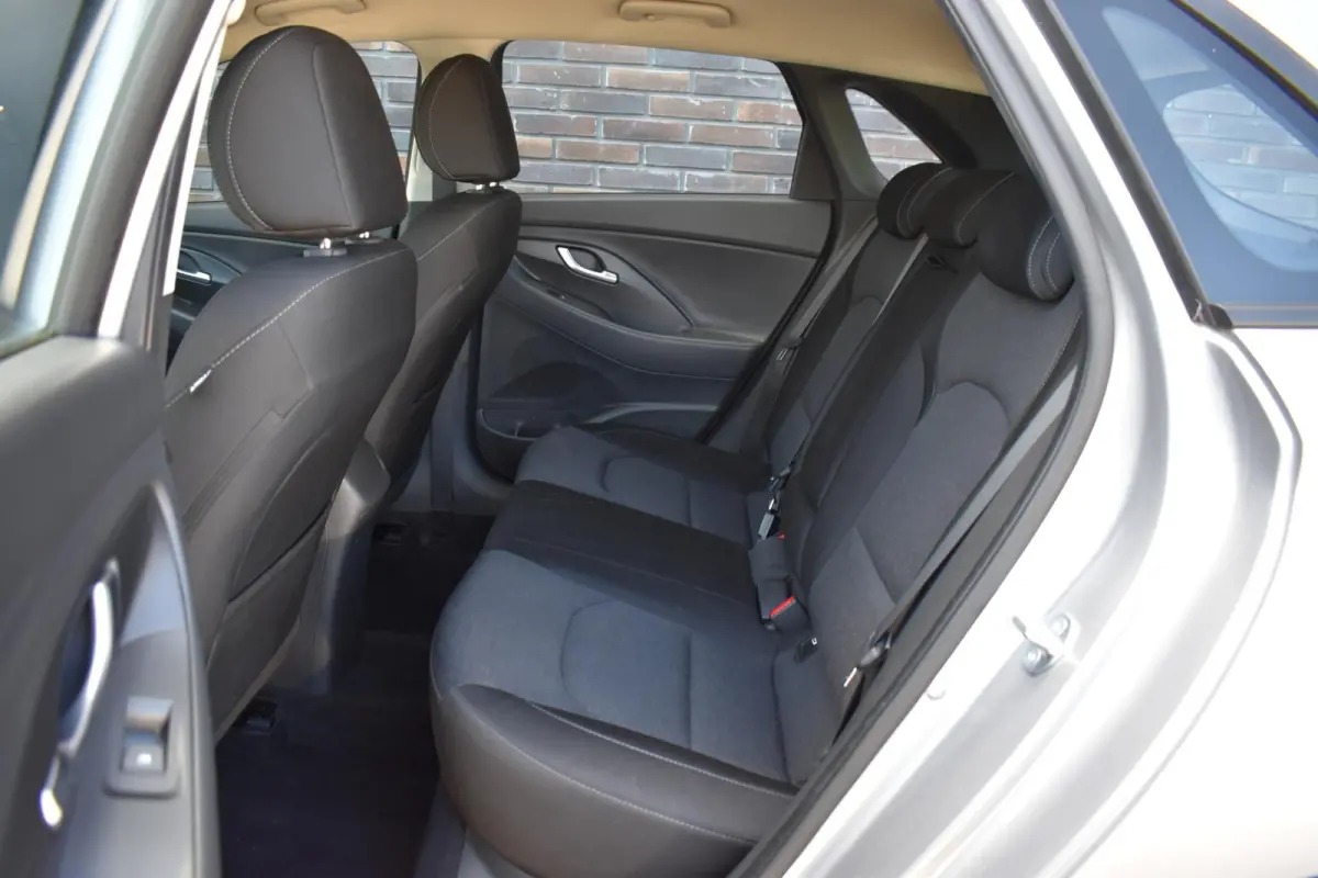 1.0 T-GDi MHEV ECC LMV CRUISE 2024
