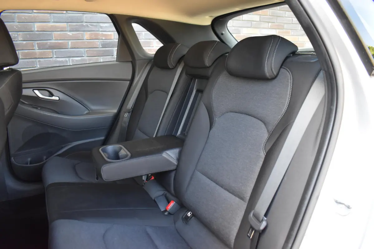 1.0 T-GDi MHEV ECC LMV CRUISE 2024