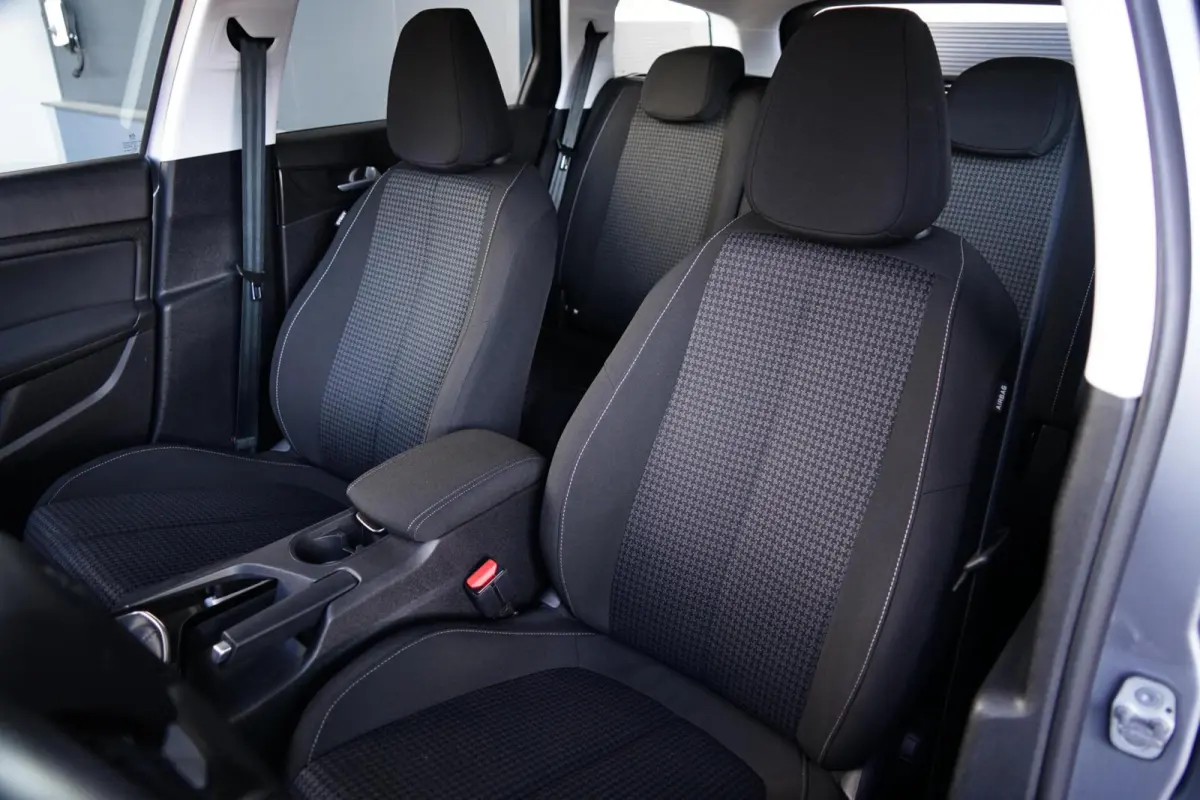 1.2 PureTech Blue Lease Active, NL, CarPlay, cruise