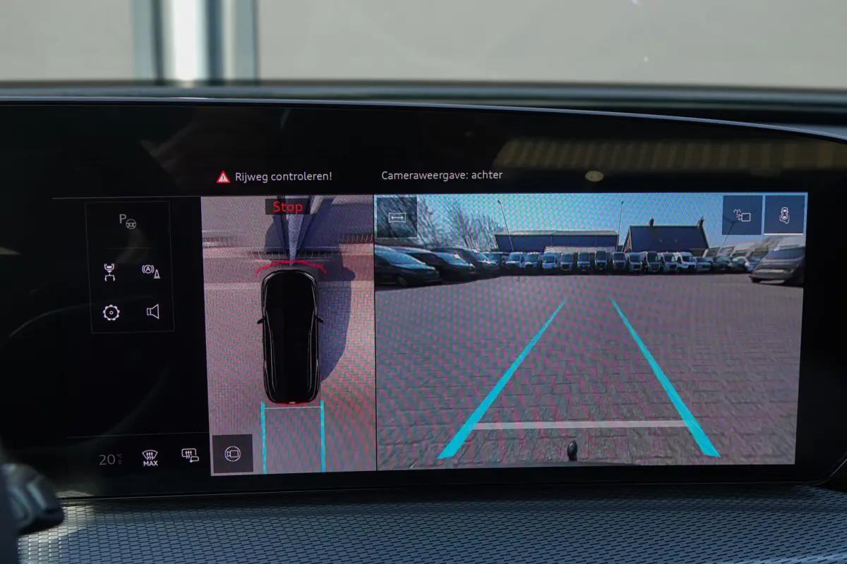 e-hybrid 367Pk | Quattro | Luchtvering | S-Line | MMI Bijrijdersdisplay | Tech Plus | 360° Camera | Trekhaak | 22'' | Daytona Grey