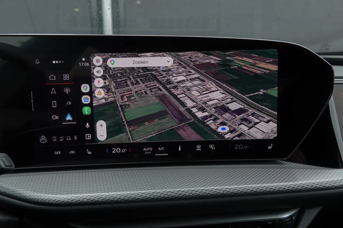 e-hybrid 367Pk | S-Line | MMI Bijrijdersdisplay | Tech Plus | 360° Camera | Trekhaak | 21'' | Tambora Grey | Quattro