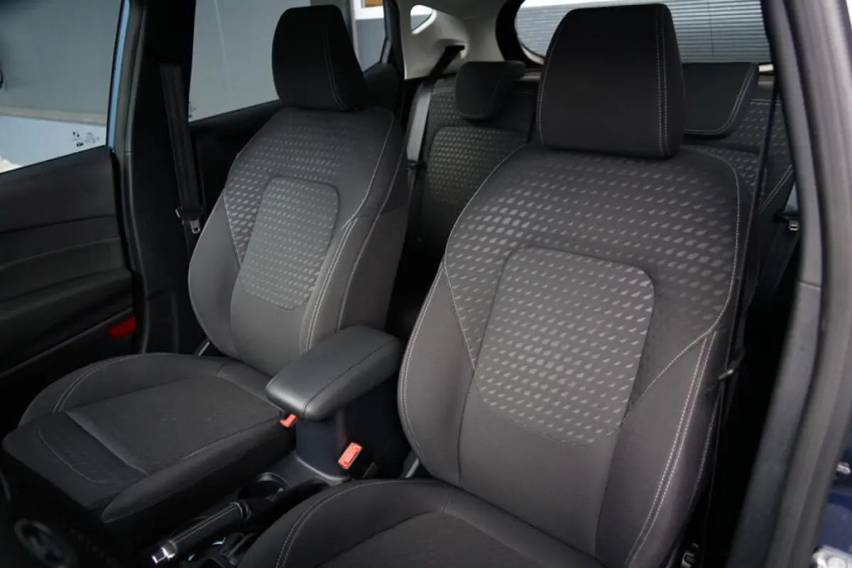 1.0 EcoBoost Titanium, NL, clima, PDC, cruise