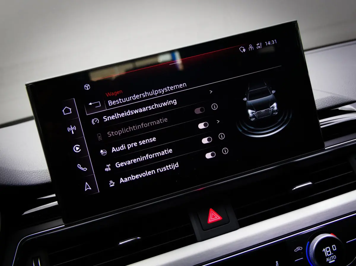 35 TFSI Competition S-Line Edition (SFEERVERLICHTING, BANG&OLUFSEN, APPLE CARPLAY, AFGEVLAKT STUUR, CRUISE, NAVI)
