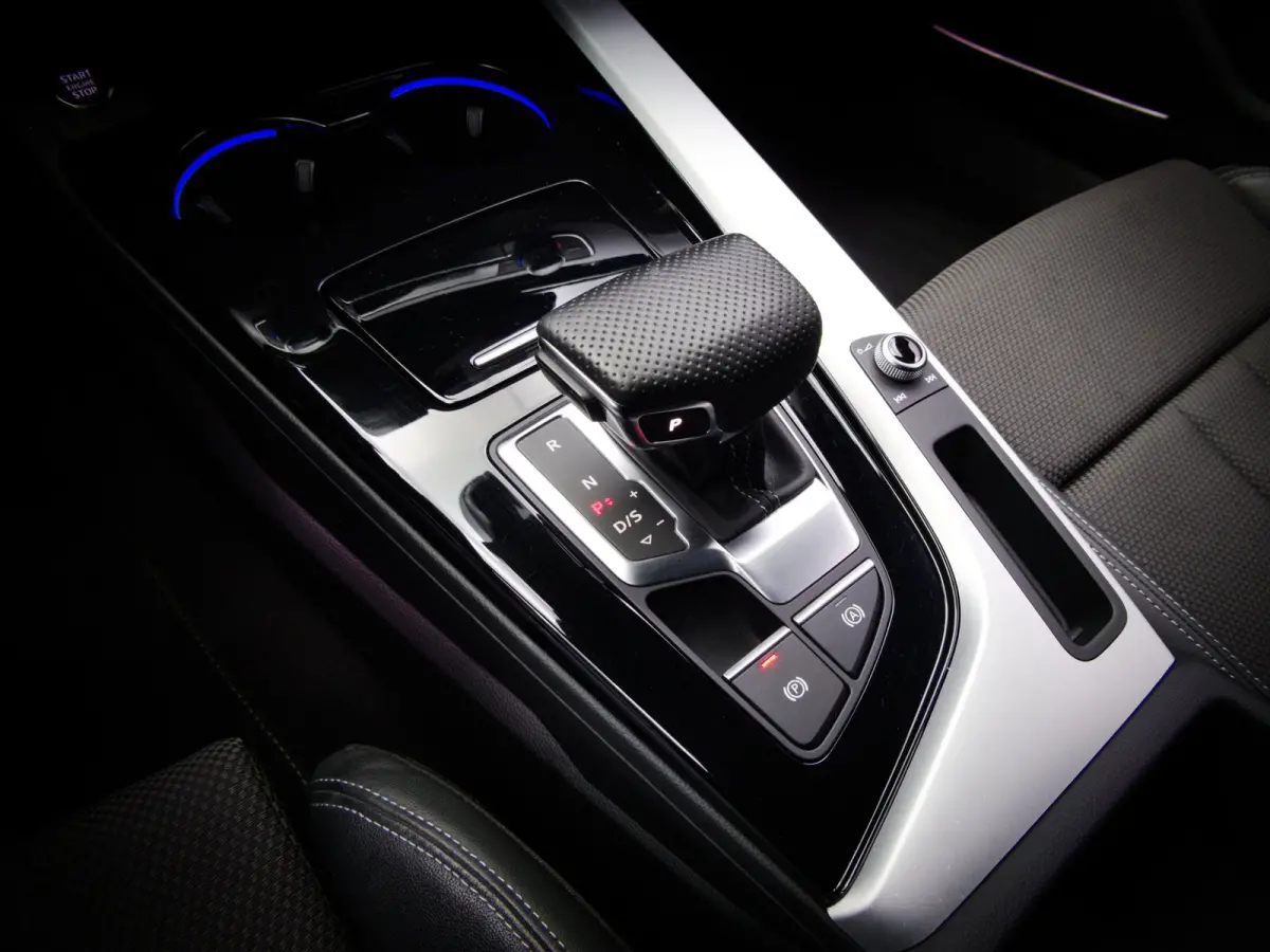 35 TFSI Competition S-Line Edition (SFEERVERLICHTING, BANG&OLUFSEN, APPLE CARPLAY, AFGEVLAKT STUUR, CRUISE, NAVI)