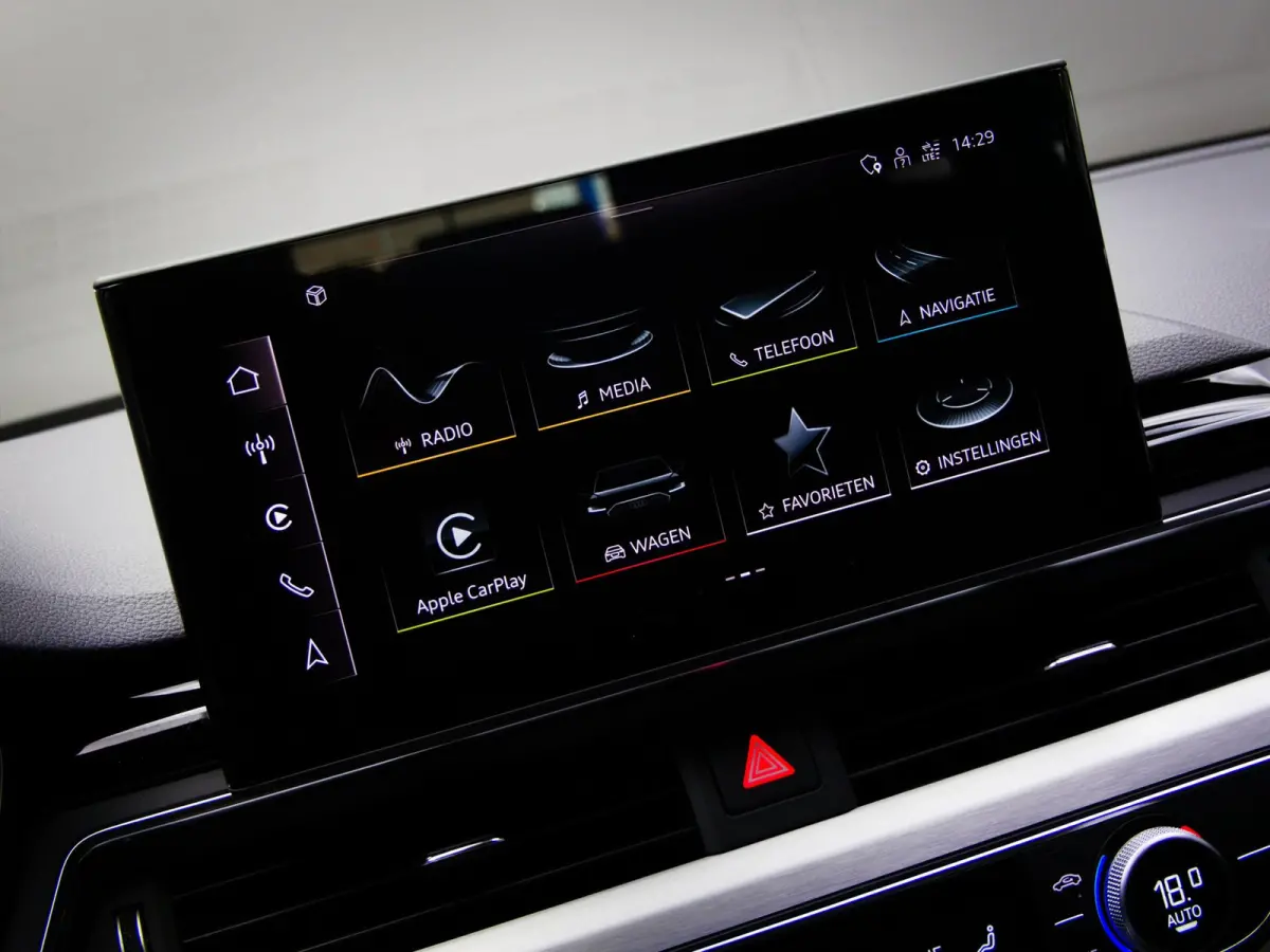 35 TFSI Competition S-Line Edition (SFEERVERLICHTING, BANG&OLUFSEN, APPLE CARPLAY, AFGEVLAKT STUUR, CRUISE, NAVI)