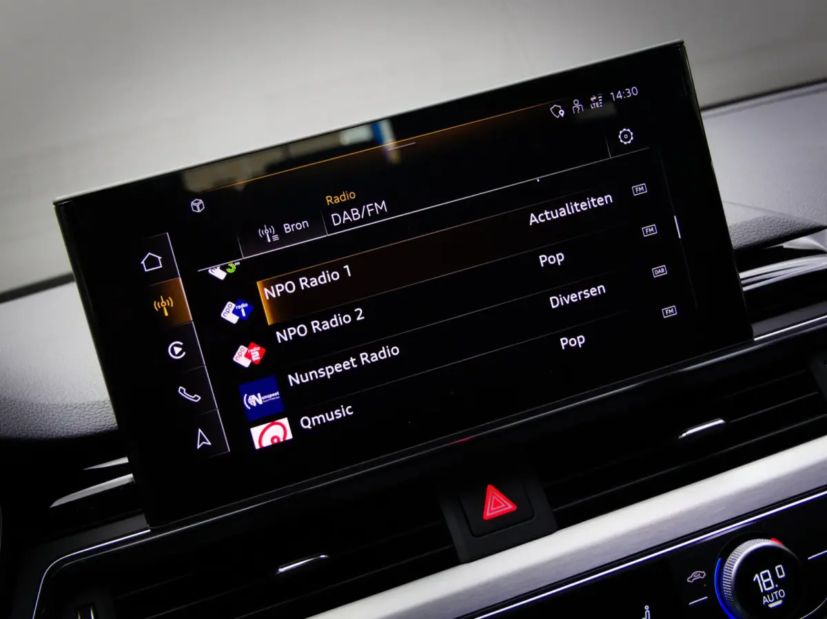 35 TFSI Competition S-Line Edition (SFEERVERLICHTING, BANG&OLUFSEN, APPLE CARPLAY, AFGEVLAKT STUUR, CRUISE, NAVI)