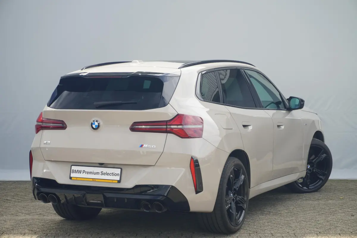 M50 xDrive | Trekhaak / Panoramadak / Harman Kardon / Head-up / 360 Graden Camera's /  Driving Assistant Professional / Adaptieve Cruise Control / 21 Inch Velgen