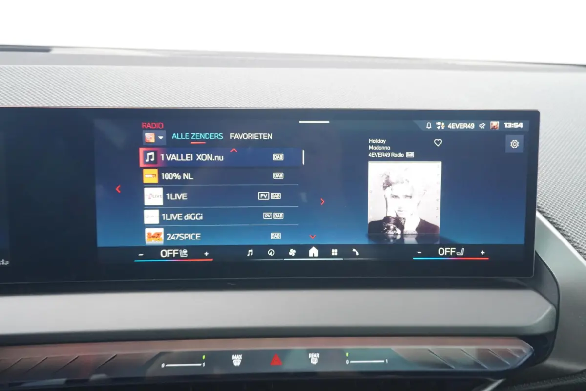 M50 xDrive | Trekhaak / Panoramadak / Harman Kardon / Head-up / 360 Graden Camera's /  Driving Assistant Professional / Adaptieve Cruise Control / 21 Inch Velgen