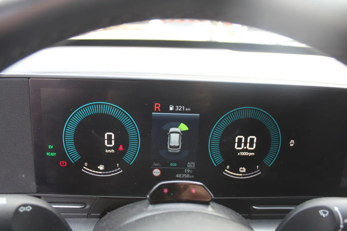 1.6 GDI HEV Comfort Keyless entry Airco l Cruise control l Navigatie l AppleCarPlay/AndroidAuto l Parkeer camera