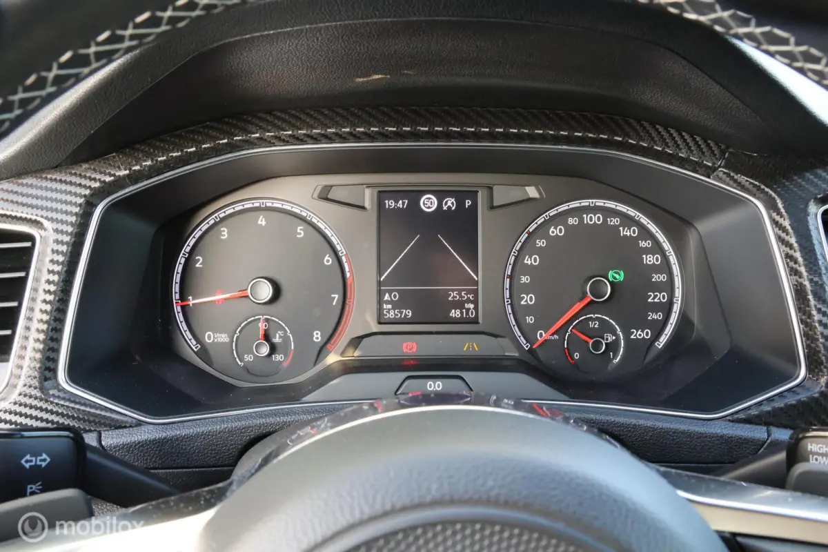 1.5 TSI DSG I R-Line I Camera | ACC | LED