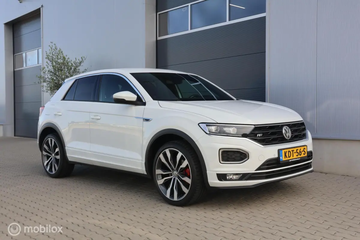 1.5 TSI DSG R-Line I Camera I ACC |19 Inch