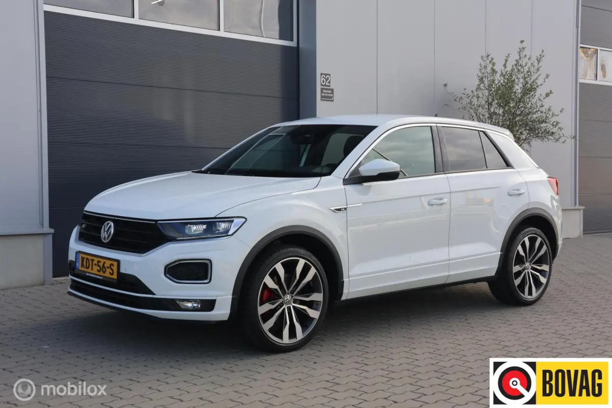 1.5 TSI DSG R-Line I Camera I ACC |19 Inch