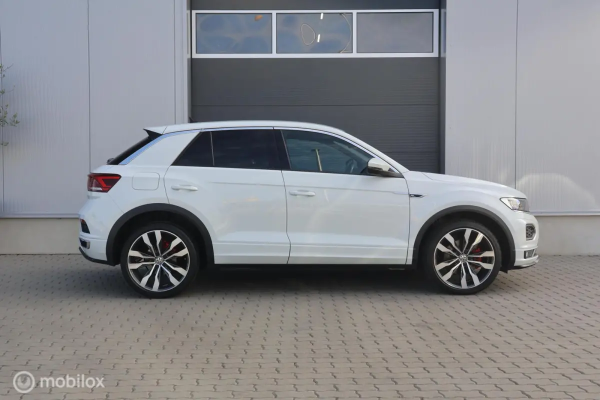 1.5 TSI DSG R-Line I Camera I ACC |19 Inch