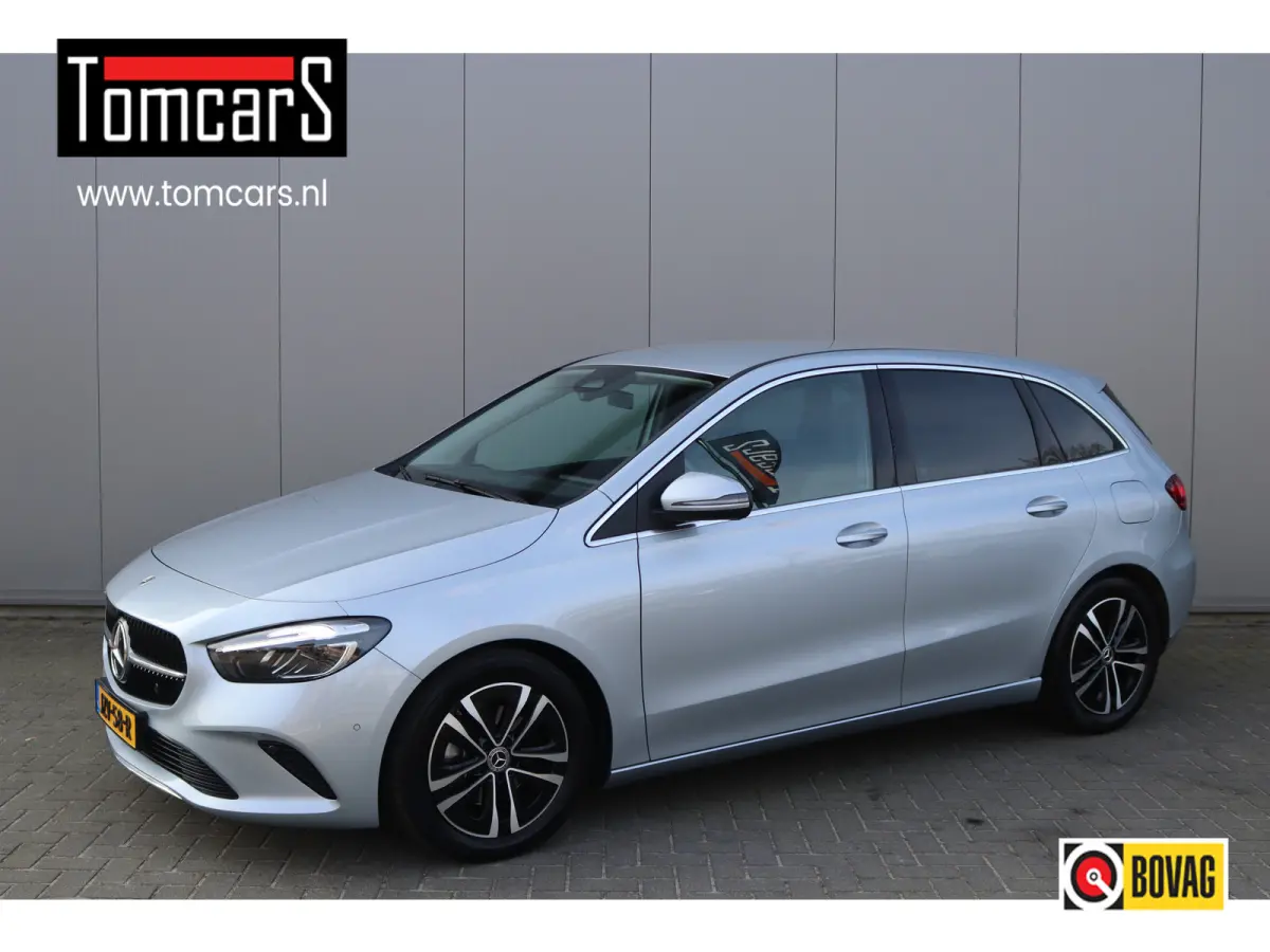 B200 177PK Automaat Mild-Hybrid Luxury Camera/Cruise-control/Elektr.-achterklep/Stoel-stuurverwarming