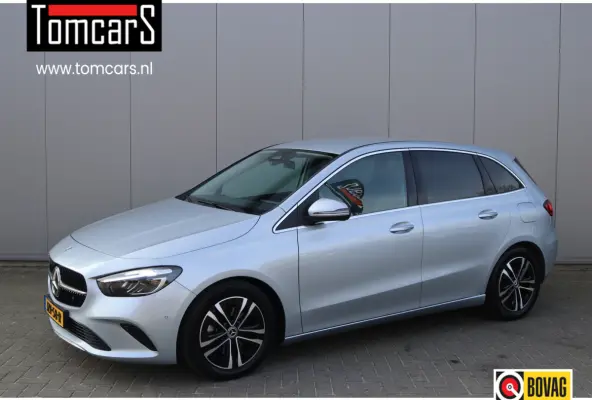B200 177PK Automaat Mild-Hybrid Luxury Camera/Cruise-control/Elektr.-achterklep/Stoel-stuurverwarming