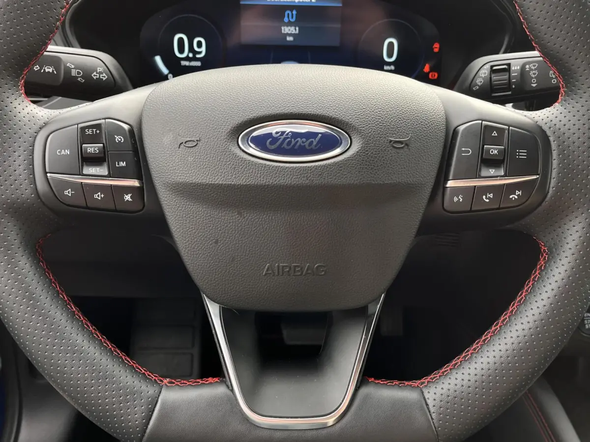 1.0 EcoBoost Hybrid ST Line 155PK Automaat Trekhaak Winterpack Cruise Camera Parkeersensoren Climate Full-LED Keyless Privacy Glass *1500KG Trekgewicht*
