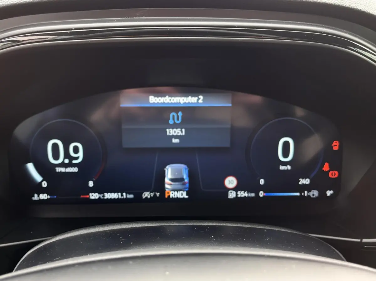 1.0 EcoBoost Hybrid ST Line 155PK Automaat Trekhaak Winterpack Cruise Camera Parkeersensoren Climate Full-LED Keyless Privacy Glass *1500KG Trekgewicht*