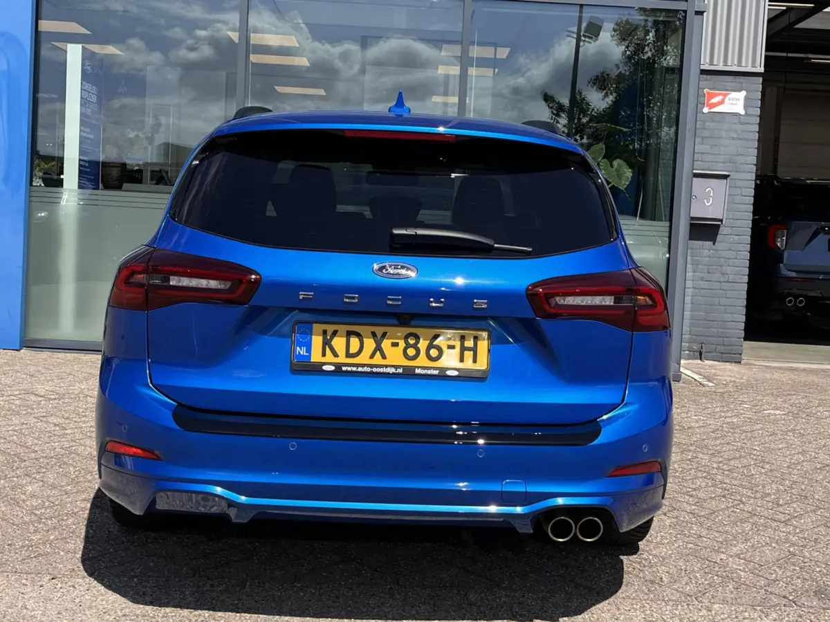 1.0 EcoBoost Hybrid ST Line 155PK Automaat Trekhaak Winterpack Cruise Camera Parkeersensoren Climate Full-LED Keyless Privacy Glass *1500KG Trekgewicht*