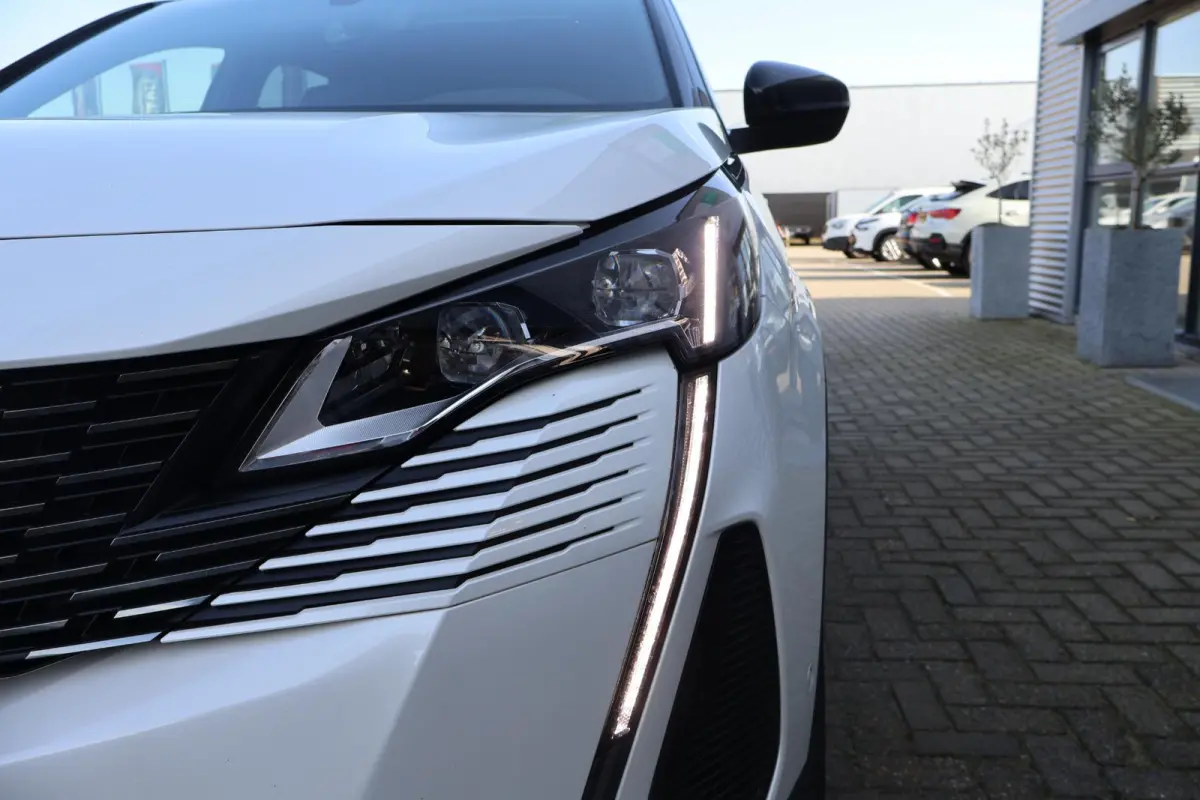 1.6 HYbrid 225 GT Business 1e Eigenaar | Volledig onderh | NAP | BTW | Pano | Elek Stoel+Klep | 360 Cam | Memory | Stoelverwarming+Massage | Alcantara | Head-up | Navi | Full Led | Climate |