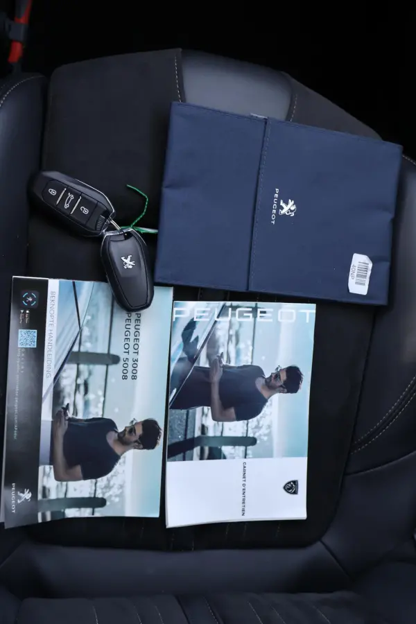 1.6 HYbrid 225 GT Business 1e Eigenaar | Volledig onderh | NAP | BTW | Pano | Elek Stoel+Klep | 360 Cam | Memory | Stoelverwarming+Massage | Alcantara | Head-up | Navi | Full Led | Climate |