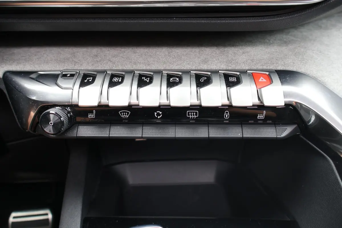 1.6 HYbrid 225 GT Business 1e Eigenaar | Volledig onderh | NAP | BTW | Pano | Elek Stoel+Klep | 360 Cam | Memory | Stoelverwarming+Massage | Alcantara | Head-up | Navi | Full Led | Climate |