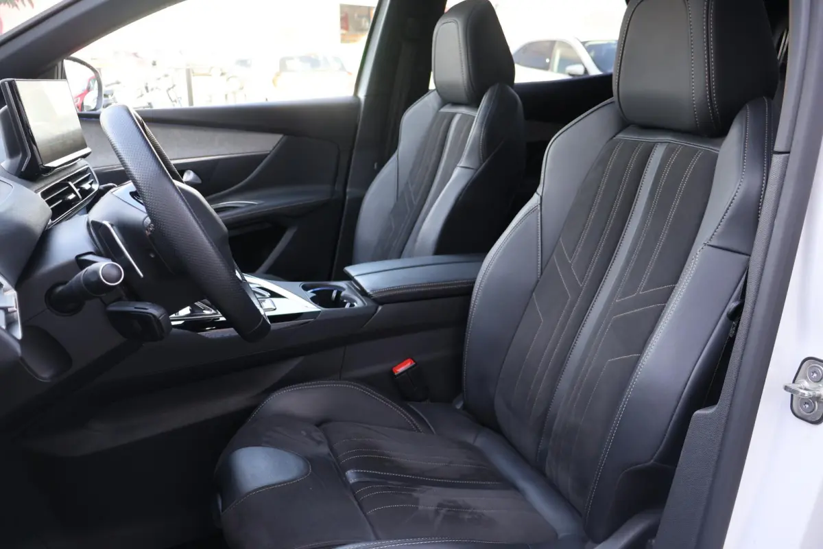 1.6 HYbrid 225 GT Business 1e Eigenaar | Volledig onderh | NAP | BTW | Pano | Elek Stoel+Klep | 360 Cam | Memory | Stoelverwarming+Massage | Alcantara | Head-up | Navi | Full Led | Climate |