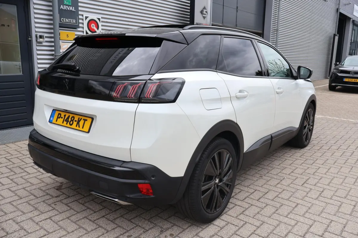 1.6 HYbrid 225 GT Business 1e Eigenaar | Volledig onderh | NAP | BTW | Pano | Elek Stoel+Klep | 360 Cam | Memory | Stoelverwarming+Massage | Alcantara | Head-up | Navi | Full Led | Climate |