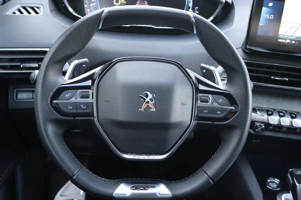 1.6 HYbrid 225 GT Business 1e Eigenaar | Volledig onderh | NAP | BTW | Pano | Elek Stoel+Klep | 360 Cam | Memory | Stoelverwarming+Massage | Alcantara | Head-up | Navi | Full Led | Climate |