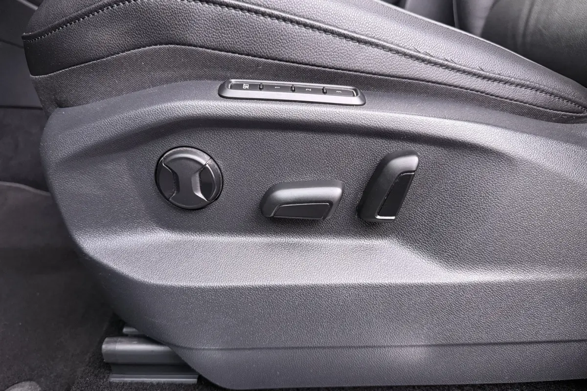 1.4 TSI PHEV FR-Sport Pano-dak Leder Elek.Trekhaak Dodehoek Camera