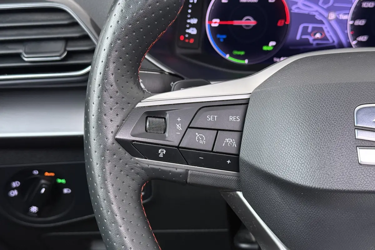 1.4 TSI PHEV FR-Sport Pano-dak Leder Elek.Trekhaak Dodehoek Camera