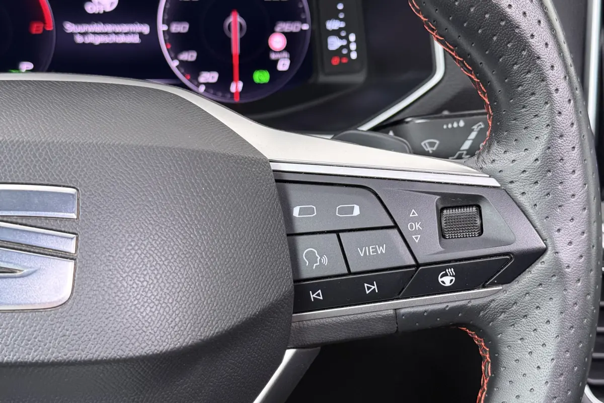 1.4 TSI PHEV FR-Sport Pano-dak Leder Elek.Trekhaak Dodehoek Camera
