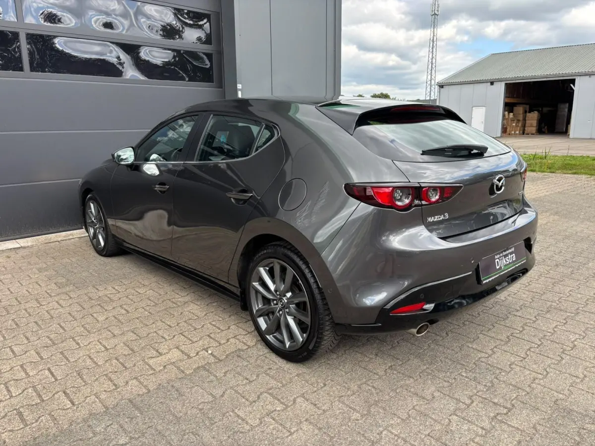 2.0 e-SkyActiv-G M Hybrid 122 Luxury | AppleCarPlay/ AndroidAuto | Stuurwielverwarming | Stoelverwarming | Lederen bekleding!!