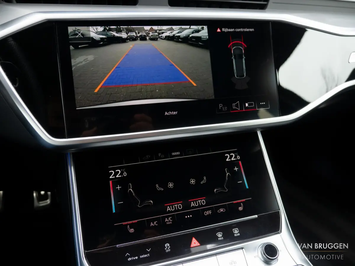 55 TFSI e quattro S-Line Pano S6 Trekhaak BTW Leer 21" A-Demping