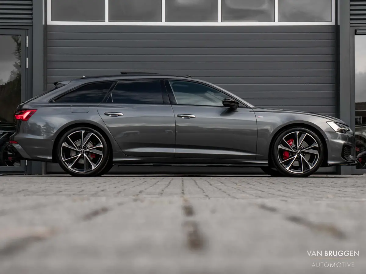 55 TFSI e quattro S-Line Pano S6 Trekhaak BTW Leer 21" A-Demping