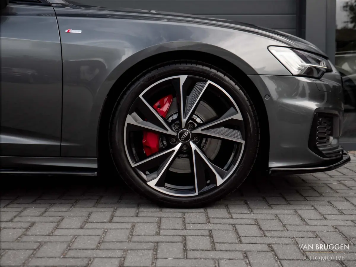 55 TFSI e quattro S-Line Pano S6 Trekhaak BTW Leer 21" A-Demping