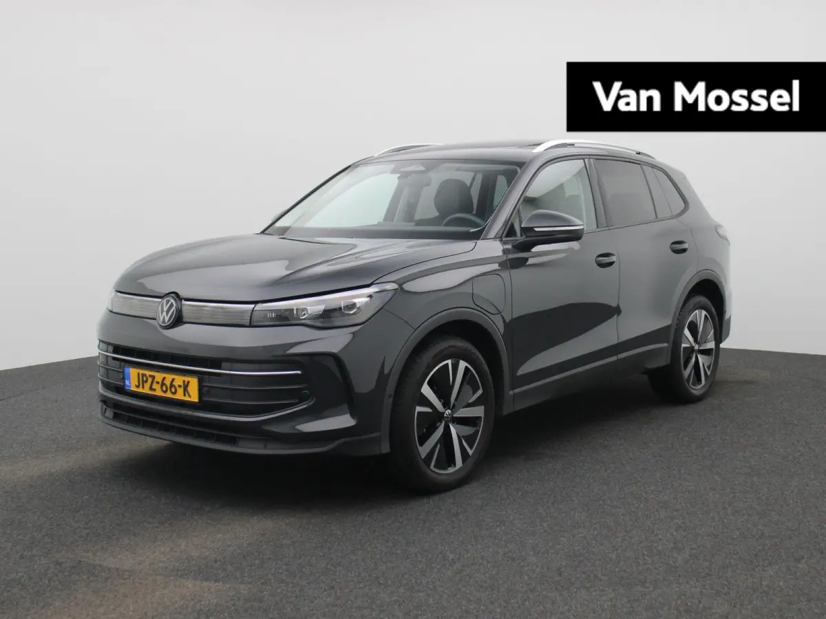 1.5 eHybrid Life Edition 204 PK | Panoramadak | Stoelverwarming | LED Koplampen | Apple Carplay | Navigatie | Keyless access | Camera | Elektrische achterklep | Stuurverwarming | Android Aut