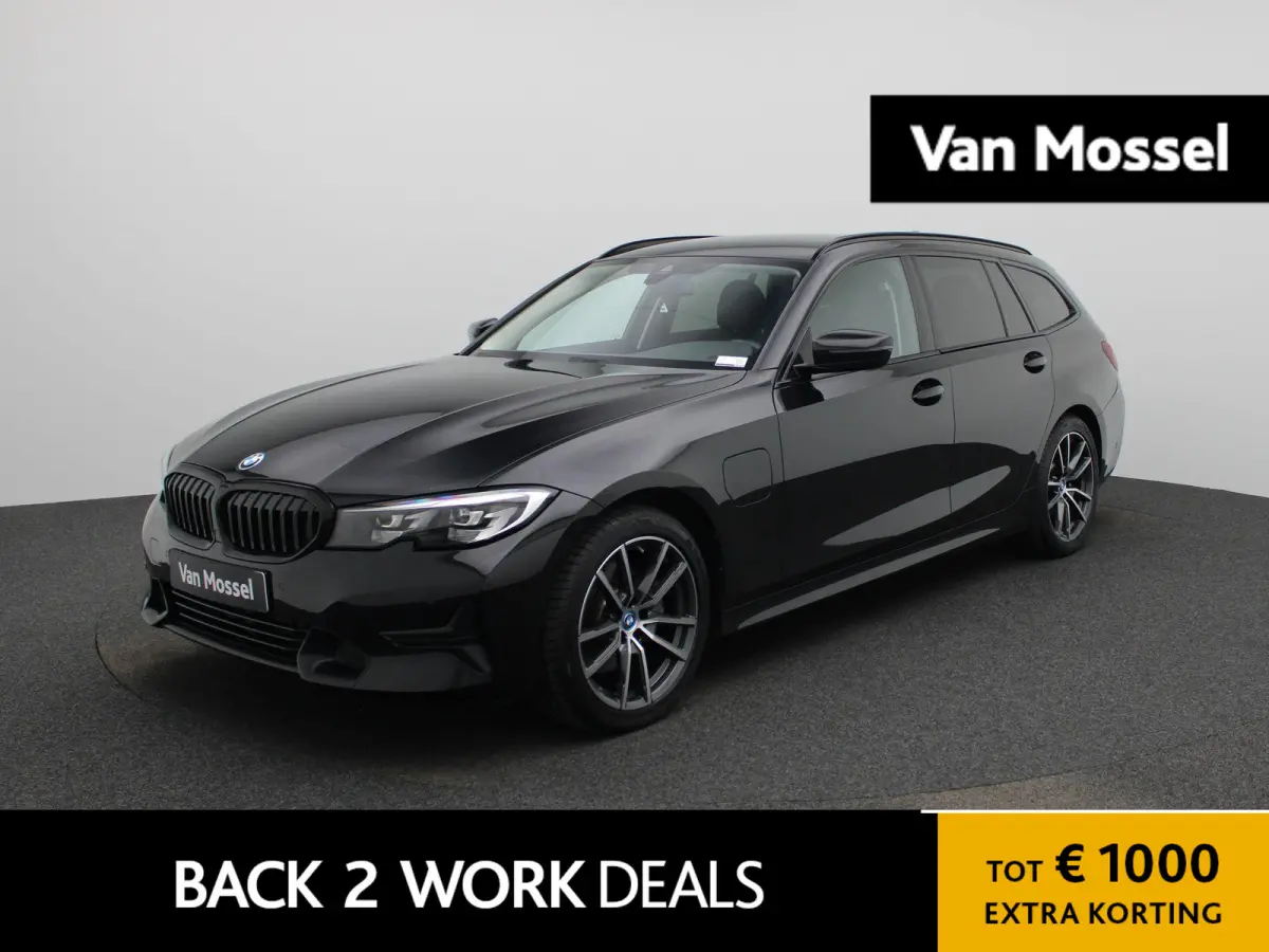 320e Executive | Automaat | Navigatie | Sfeerverlichting | Trekhaak | Camera | Lederen Bekleding |