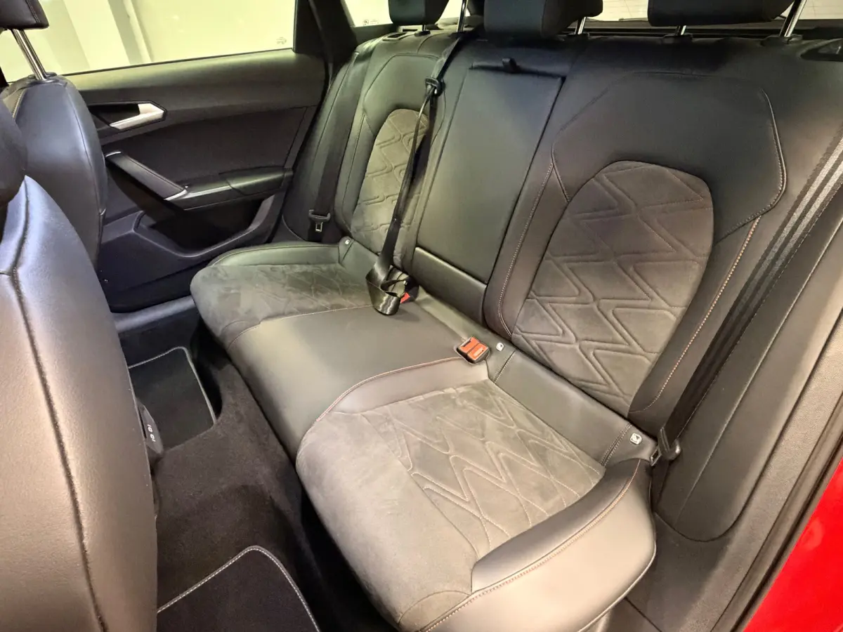 1.5 TSI FR Business Intense | LED | CAMERA | CAR PLAY |