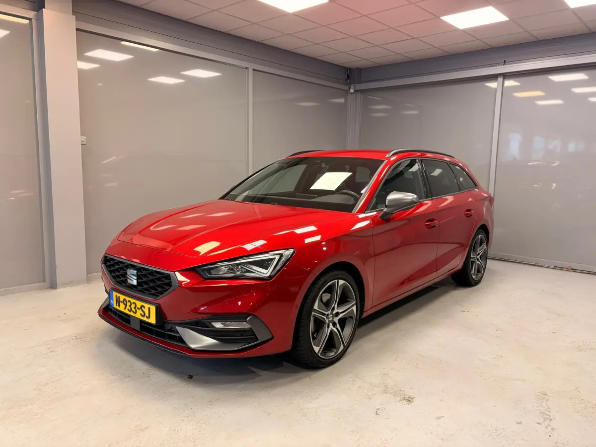 1.5 TSI FR Business Intense | LED | CAMERA | CAR PLAY |