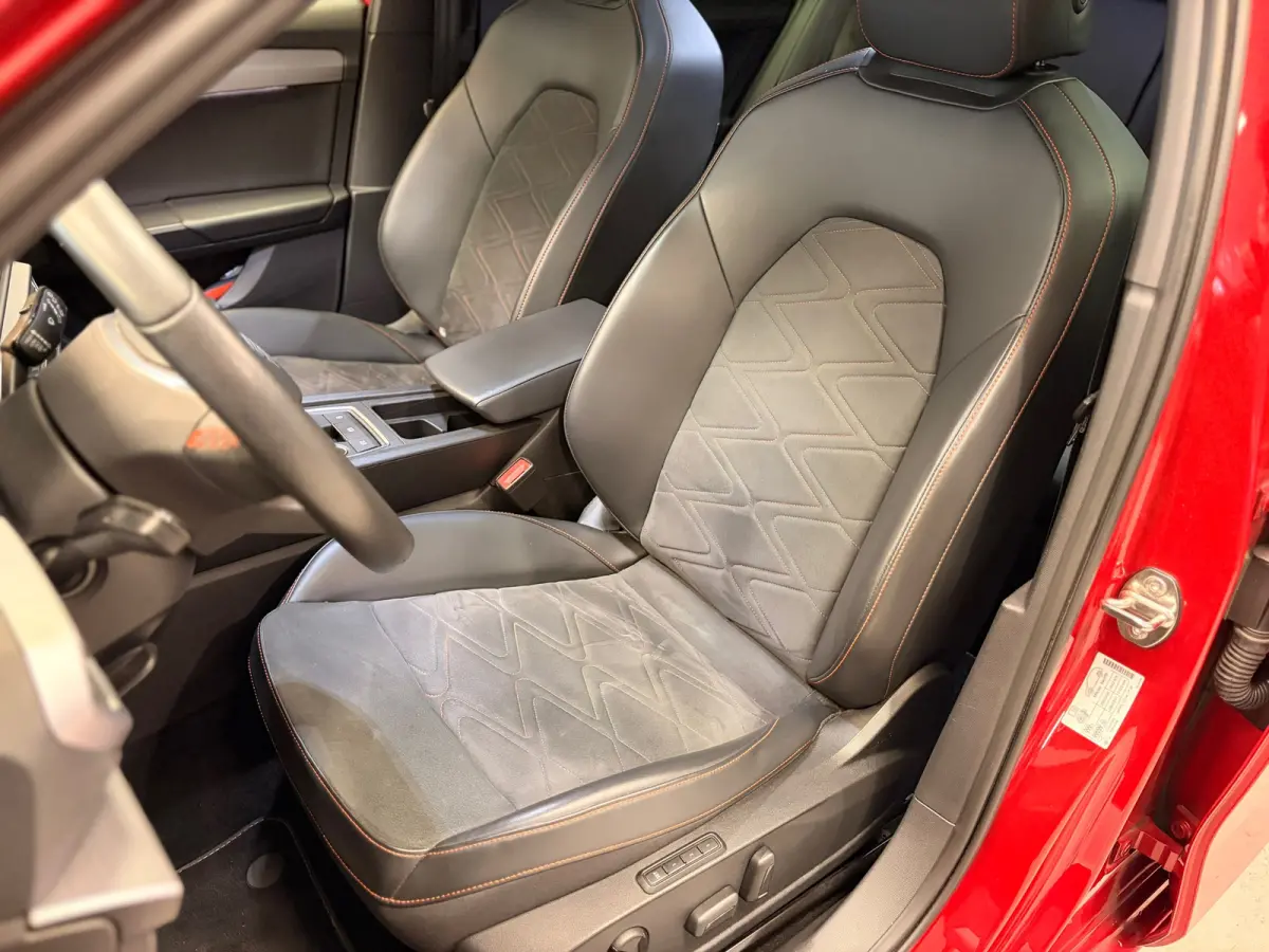 1.5 TSI FR Business Intense | LED | CAMERA | CAR PLAY |
