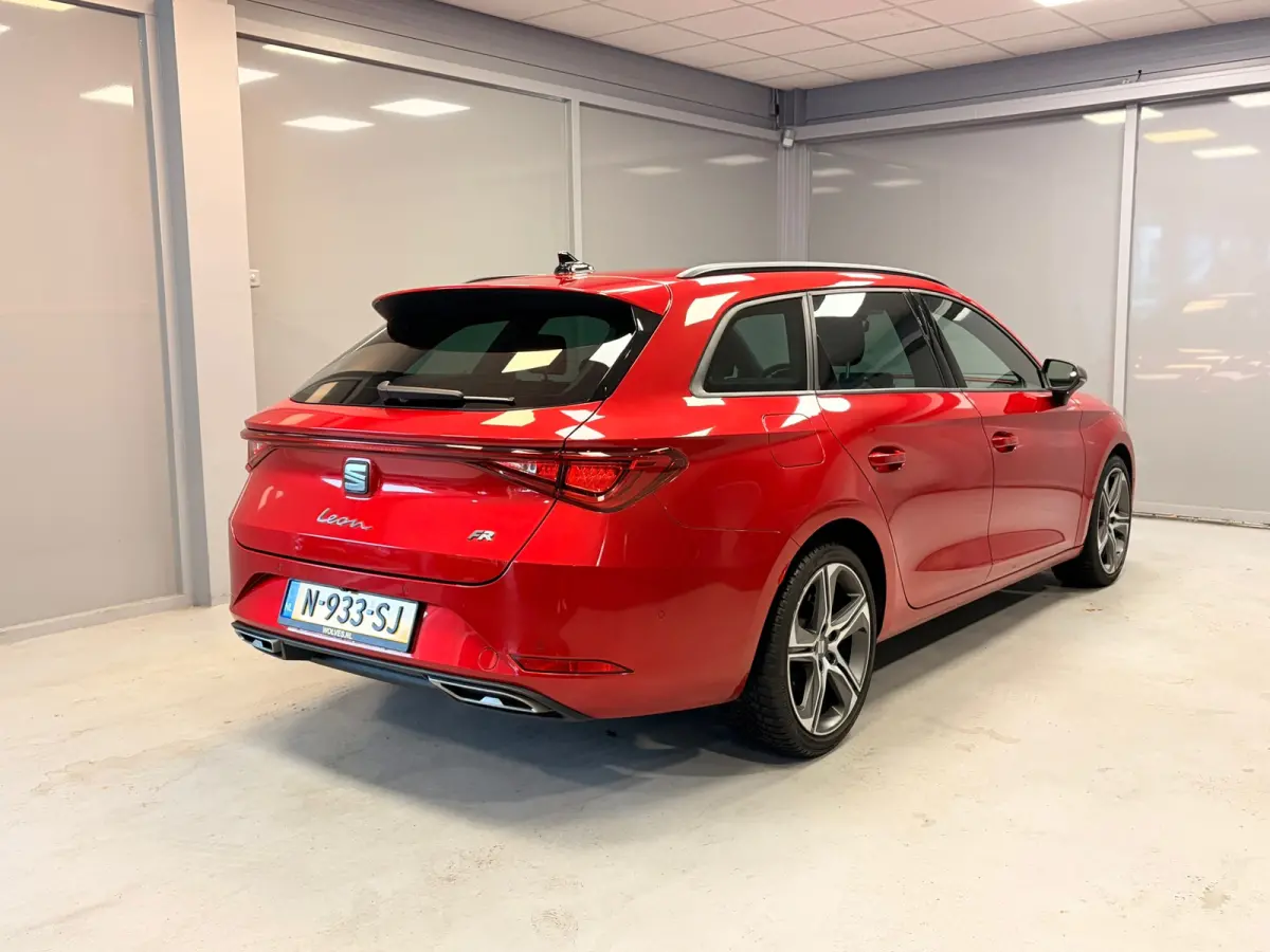 1.5 TSI FR Business Intense | LED | CAMERA | CAR PLAY |