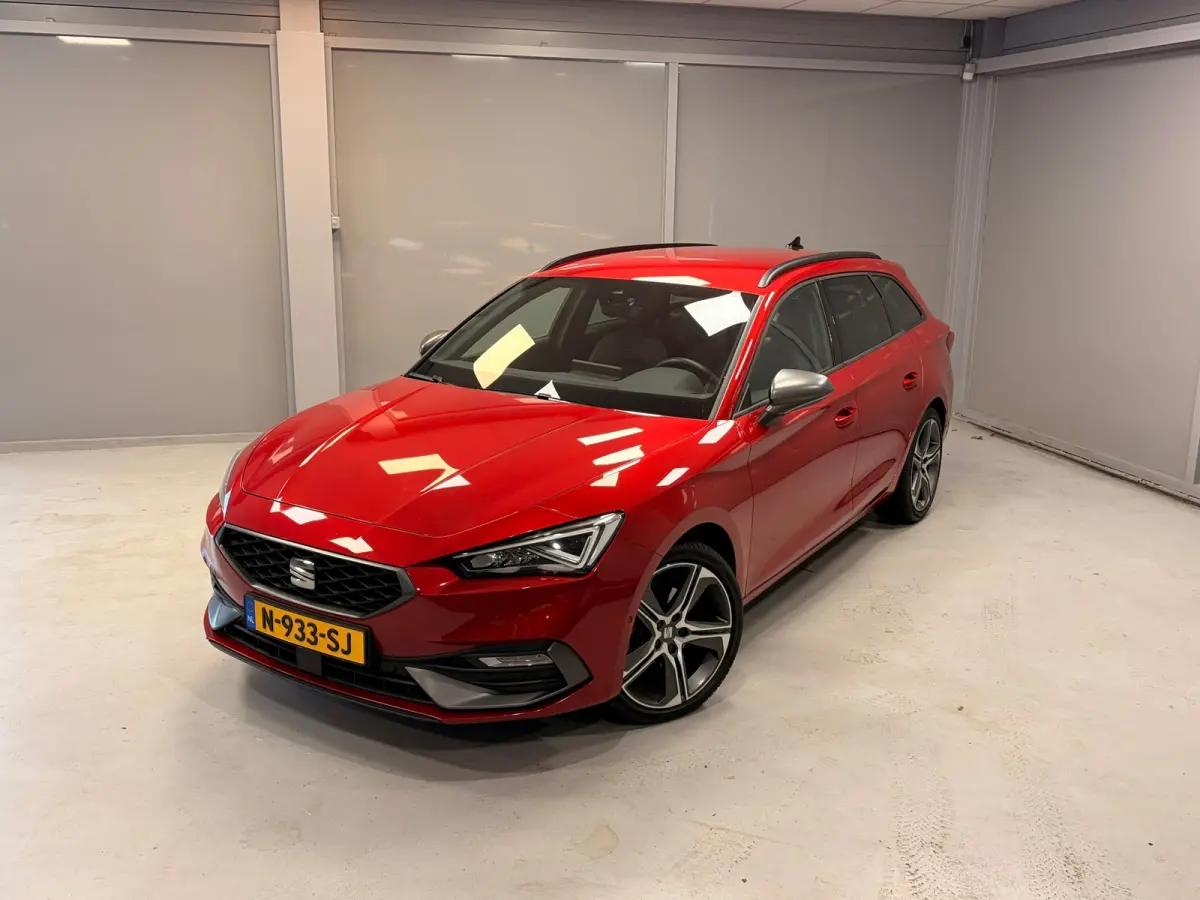 1.5 TSI FR Business Intense | LED | CAMERA | CAR PLAY |
