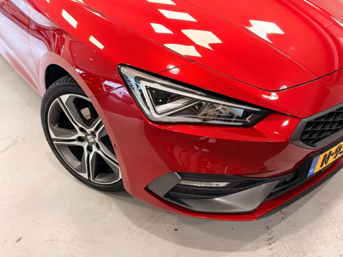 1.5 TSI FR Business Intense | LED | CAMERA | CAR PLAY |