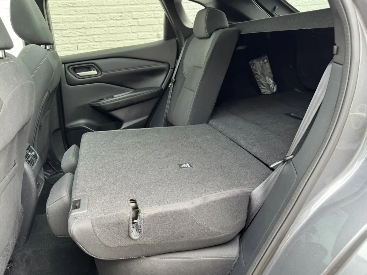 1.5 e-Power Business Premium Adaptive cruise 360 camera Pano Verwarmde stoelen/-voorruit/-stuur Apple / Android