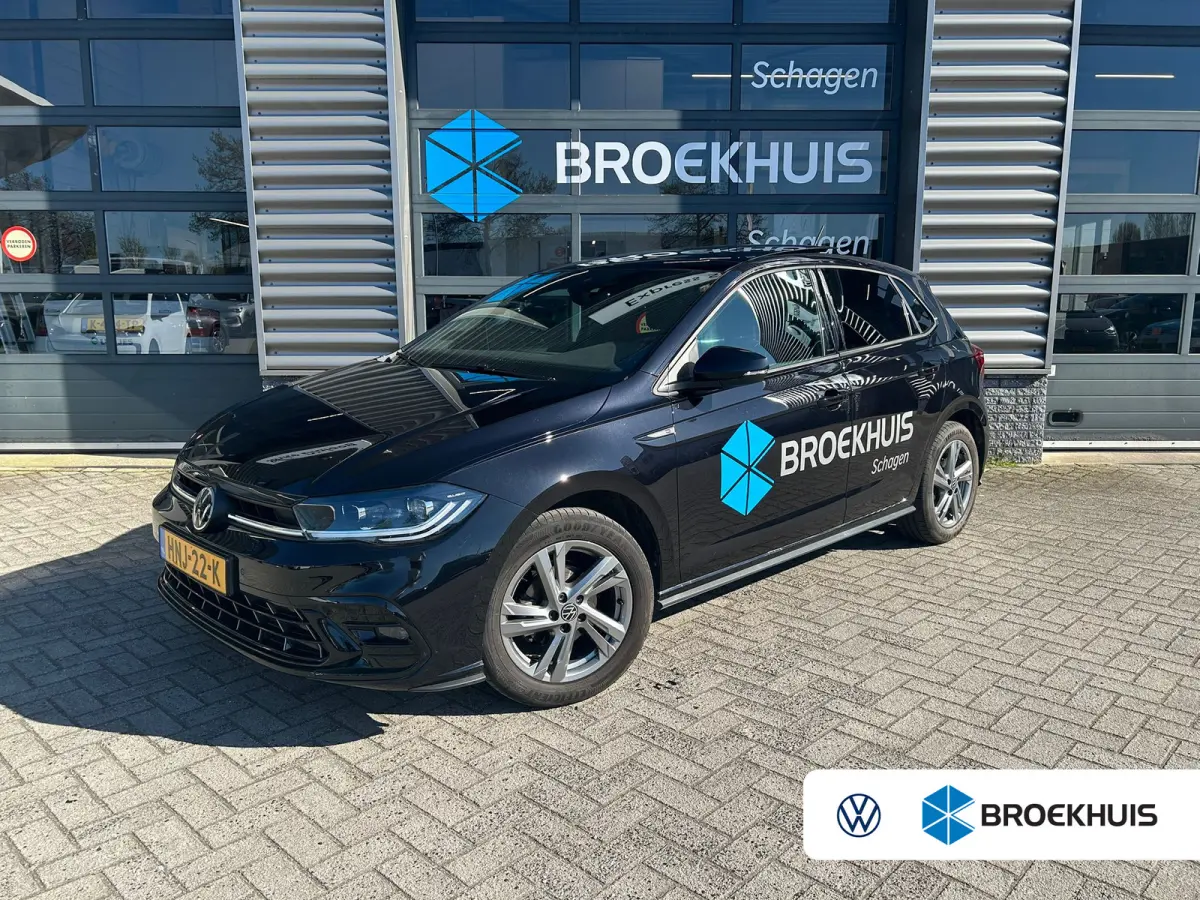 1.0 TSI 95 pk R-Line Business | Elektrische panoramadak | Achteruitrijcamera | Apple carplay |