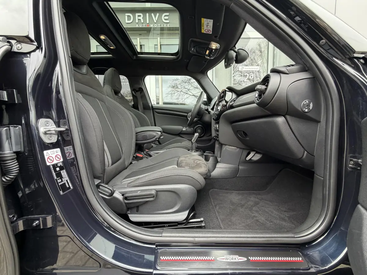 1.5 Cooper Dalston Edition JCW|Pano|H/K|Enigmatic Black