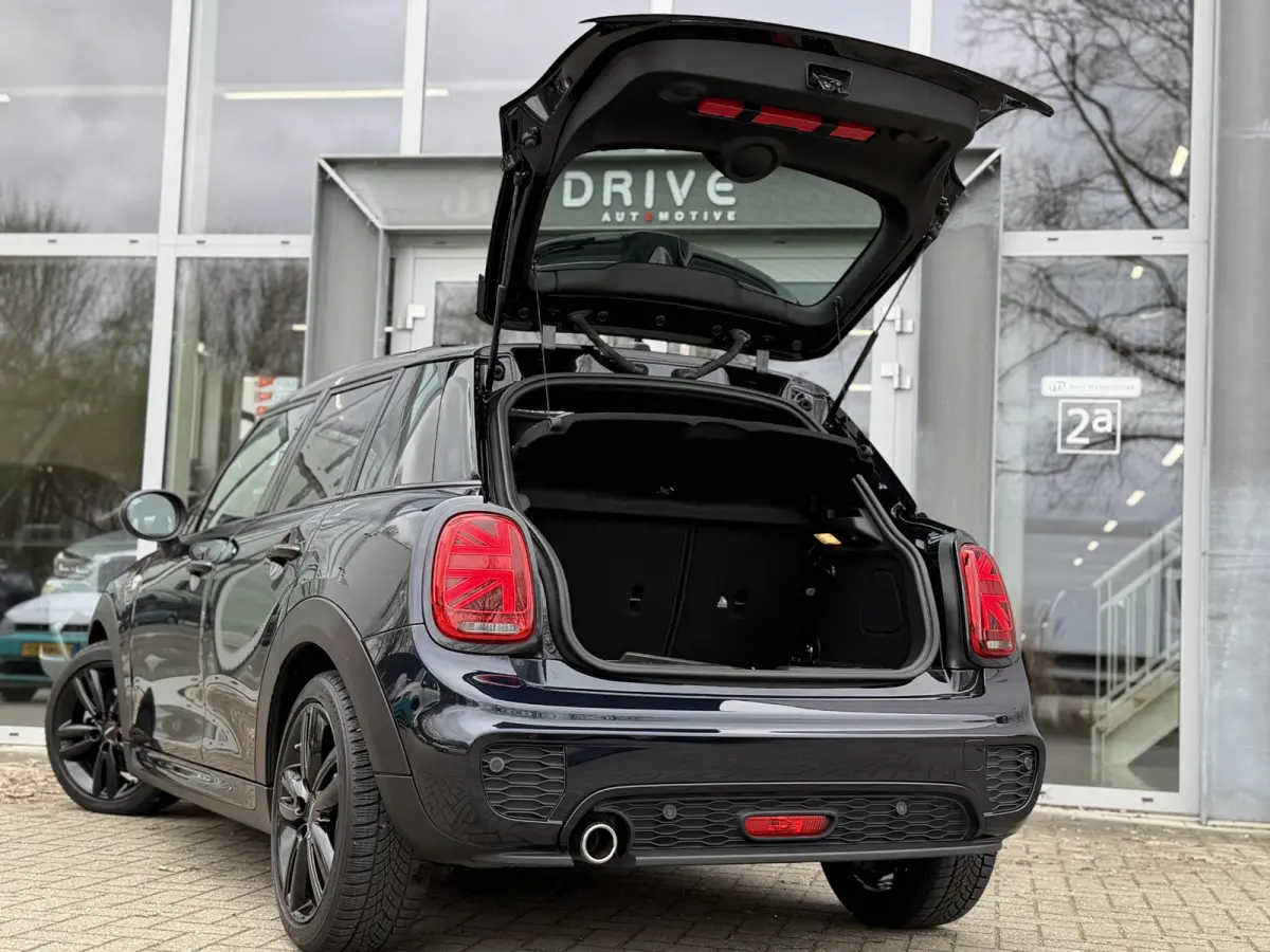 1.5 Cooper Dalston Edition JCW|Pano|H/K|Enigmatic Black