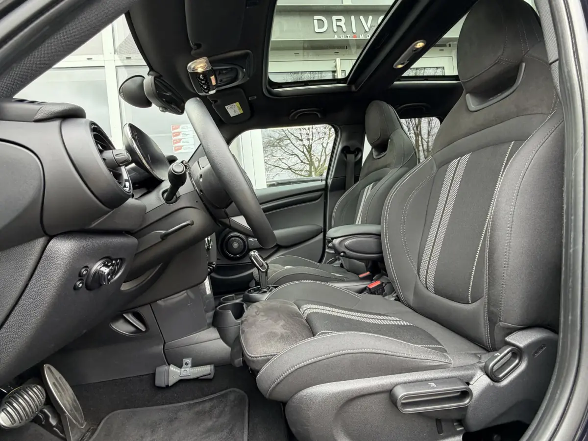 1.5 Cooper Dalston Edition JCW|Pano|H/K|Enigmatic Black