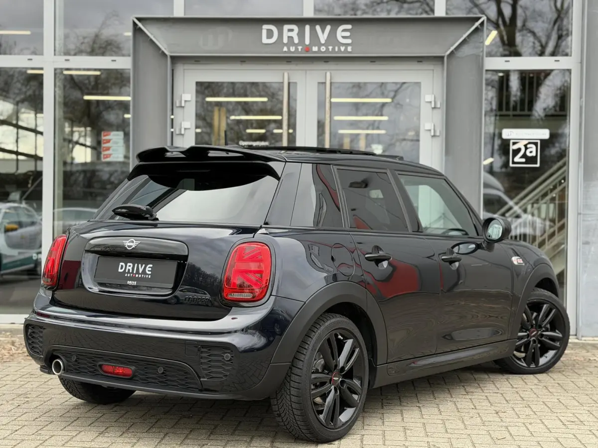 1.5 Cooper Dalston Edition JCW|Pano|H/K|Enigmatic Black