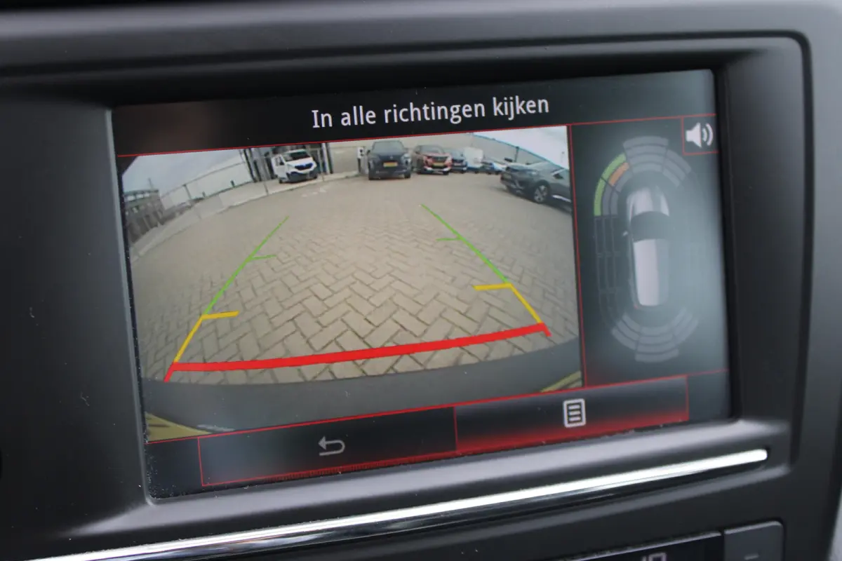 1.2 TCe Intens Pack Tech | Camera | Climate Control | All-season Banden